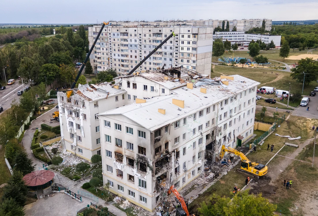 Atac cu drone în zone rezidențiale din Harkov FOTO EPA-EFE