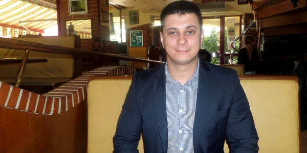 robert zamfir aplicatie onechat
