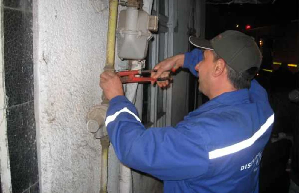 Distrigaz a oprit alimentarea cu gaze naturale în zona exploziei din Rahova, dar și pe un bulevard din Sectorul 3. Peste 1.000 de locuințe sunt afectate