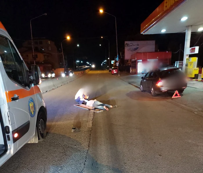 Accident mortal în Râmnicu Vâlcea - bătrân surprins pe mijlocul unui bulevard FOTO IPJ Vâlcea