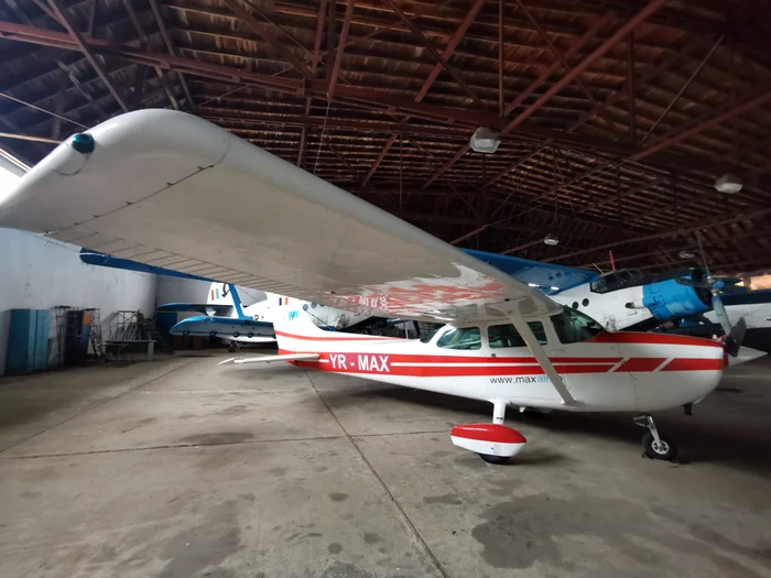 Hangarul de pe Cioca FOTO Ștefan Both