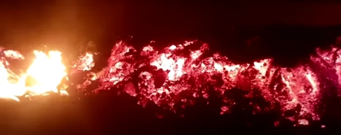 Cel puţin 15 oameni au murit şi 170 de copii au dispărut în urma erupţiei vulcanice.