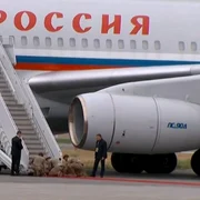 soldați americani în ceremonia de primire a președintelui rus Vladimir Putin summit Alaska foto X png