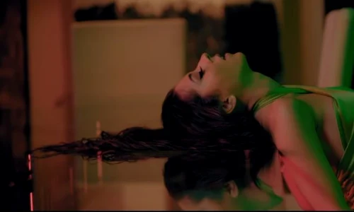 1 nicole cherry videoclip in casa fructul oprit 1 jpg jpeg