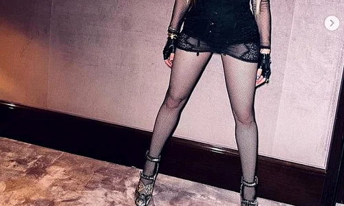 Cântăreaţa Madonna este obsesia lui Adam de pe când acesta avea doar 15 ani jpeg