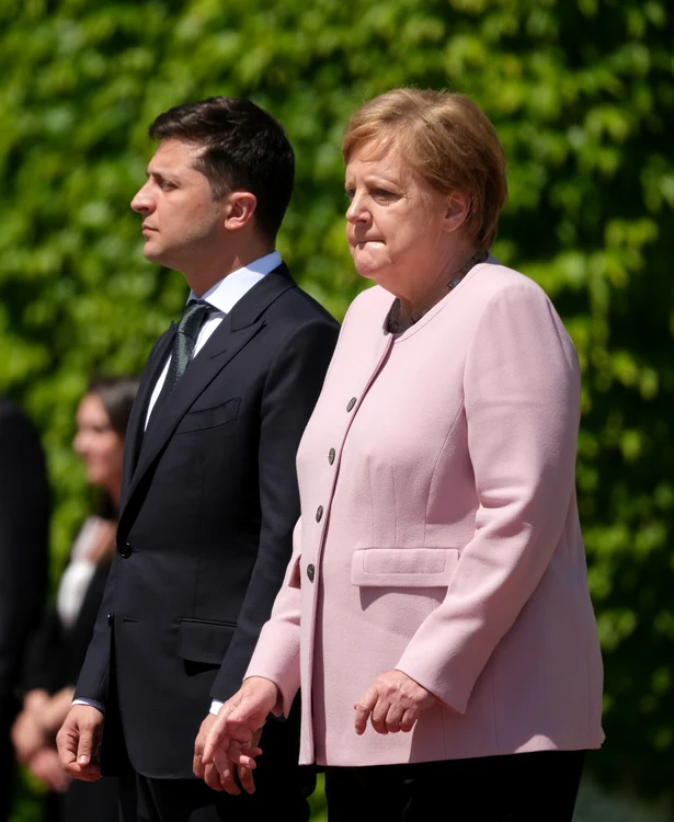 Este cea de-a doua criză de acest gen a Angelei Merkel, în doar câteva zile