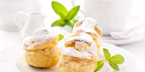 Choux a la creme