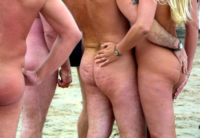 
    O comunitate de nudiști e nemulțumită de hotărârea autoritățilorFoto Getty  