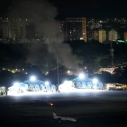 Explozii la aeroportul La Carlota FOTO profimedia jpg