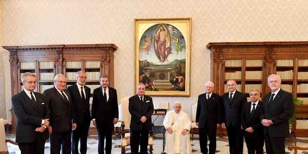 Papa Francisc l-a primit în audiență John Dunlap, Marele Maestru al Ordinului Suveran Militar al Maltei FOTO Vatican / Profimedia