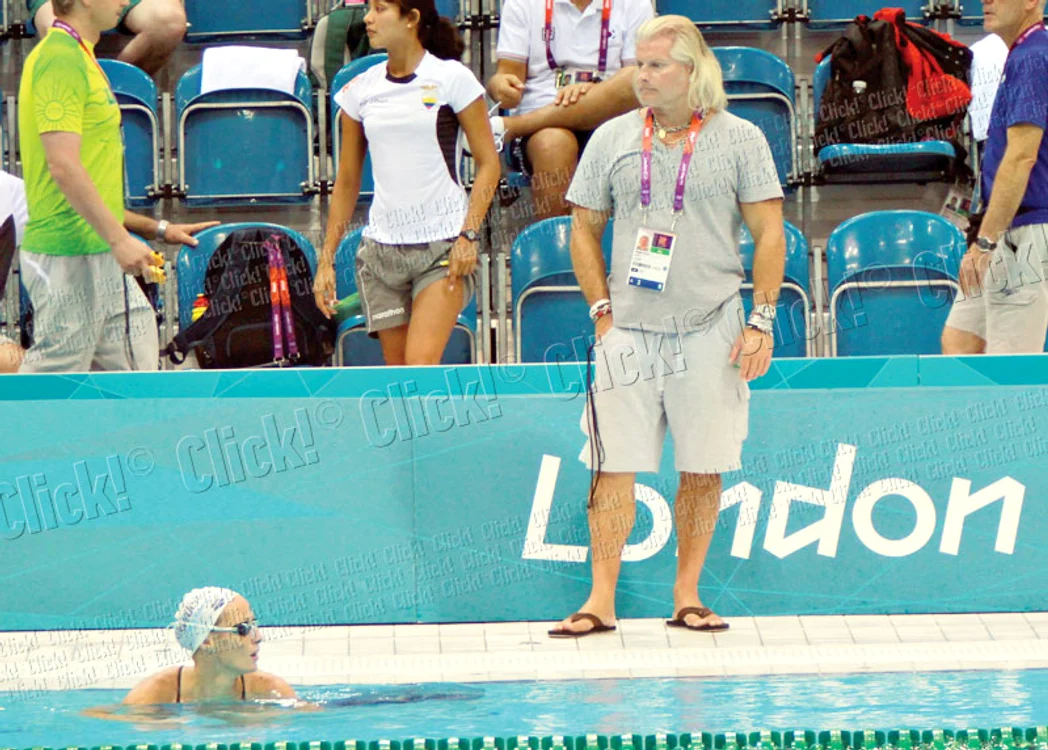 Antrenorul francez  Philippe Lucas este primul tehnician străin dintr-un sport individual care participă la JO ca oficial al delegaţiei  române