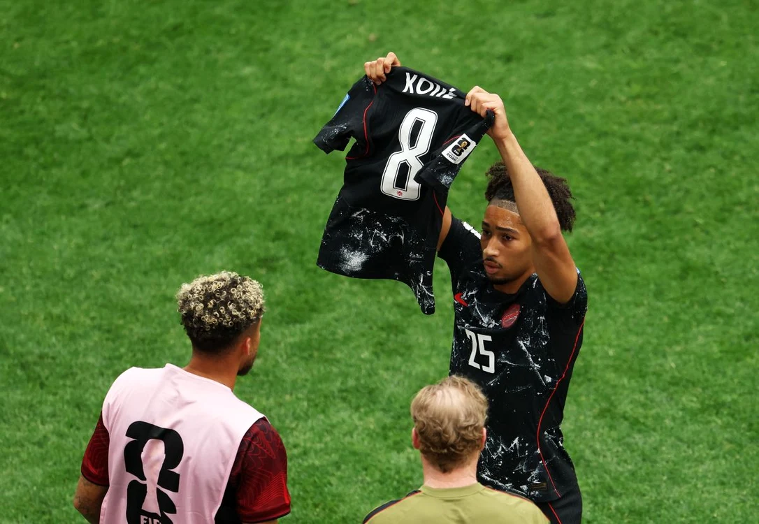 Saliba i-a dedicat golul lui Kone (FOTO: Guliver/ Gettyimages)