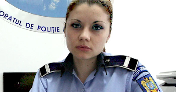 Timisoara: PORTRET / Marinela  Apostolache, de la educatoare  la poliţistă