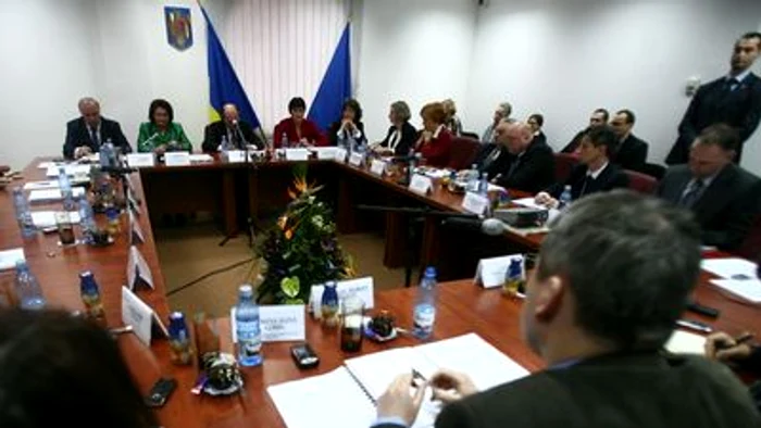 
    Membrii CSM s-au întâlnit azi dimineață pentru a discuta cazurile celor care au încălcat independența justiției  