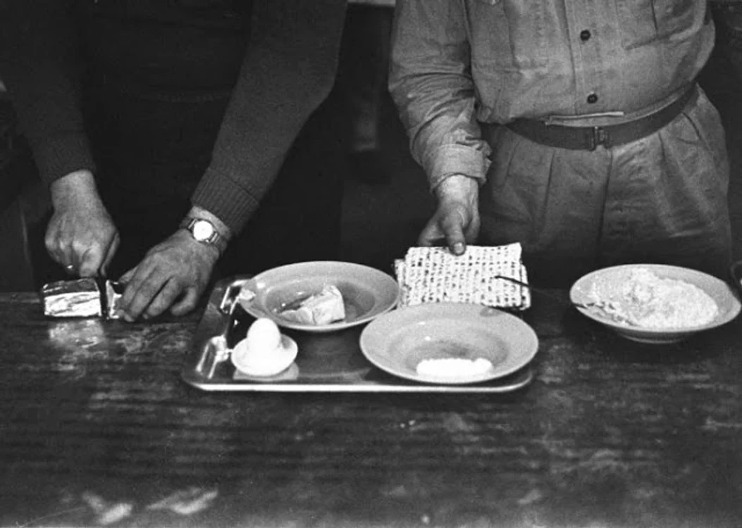 rare photos of adolf eichmann awaits trial in israel 1961 9 jpg jpeg