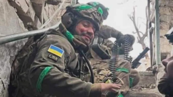 Fostul soldat american Zachary Ford în tranșee FOTO Ronda Smith