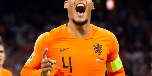 Van Dijk Facebook jpg