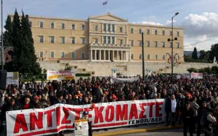 Proteste violente în Grecia