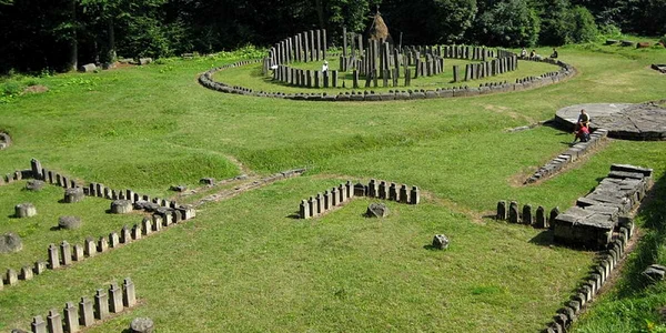 Sarmisegetusa Regia (foto wikipedia)