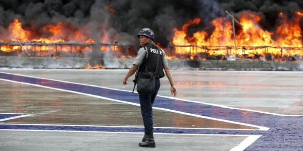 Droguri arse in Myanmar FOTO EPA-EFE