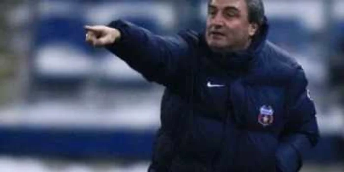 Mihai Stoichiţă este nedumerit de evoluţia jucătorilor de la Steaua