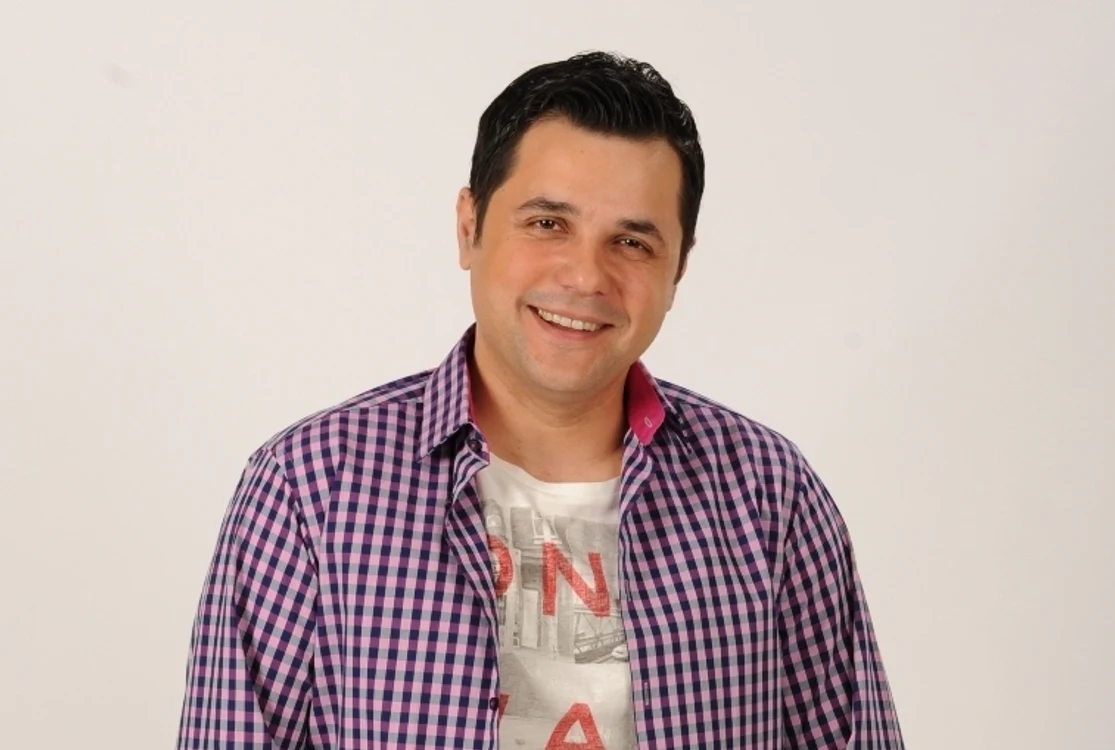 Gabriel Coveşeanu prezintă la Prima TV emisiunea "Mama mea găteşte mai bine"Foto: Prima TV