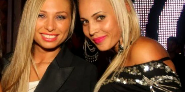 Violeta lui Bote alături de Lena Rohozneanu