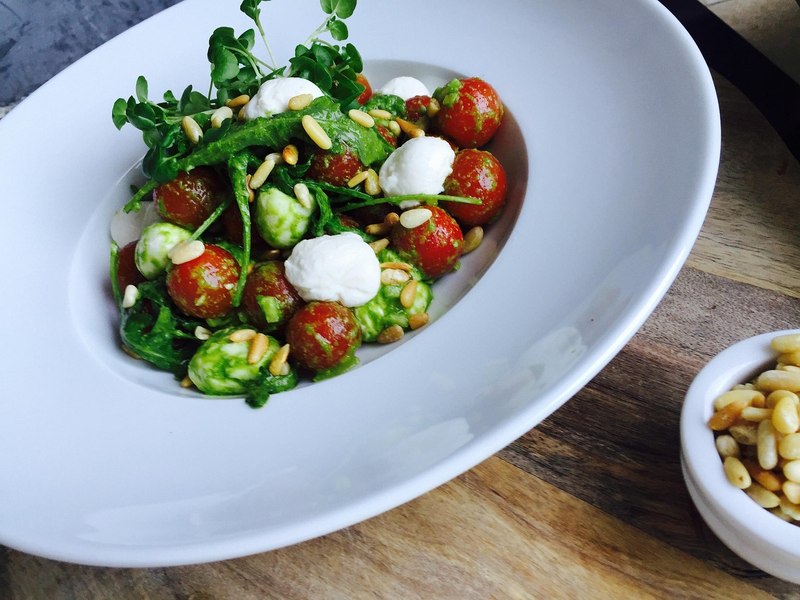 Alimentele care susțin vindecarea organismului. Două rețete pentru mese ușoare de seară