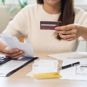 Datorii - calcule - facturi FOTO Shutterstock