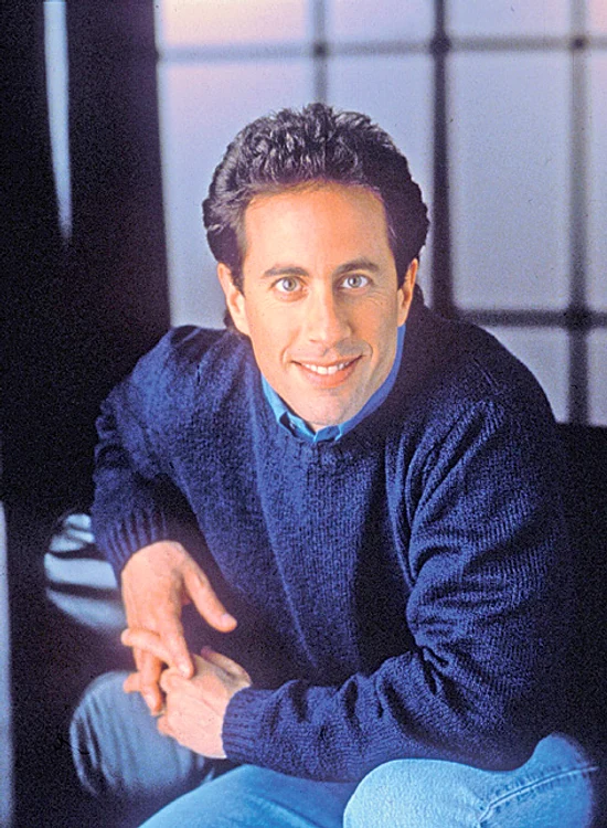 1995 Joacă rolul  principal în  sitcomul  “Seinfeld”