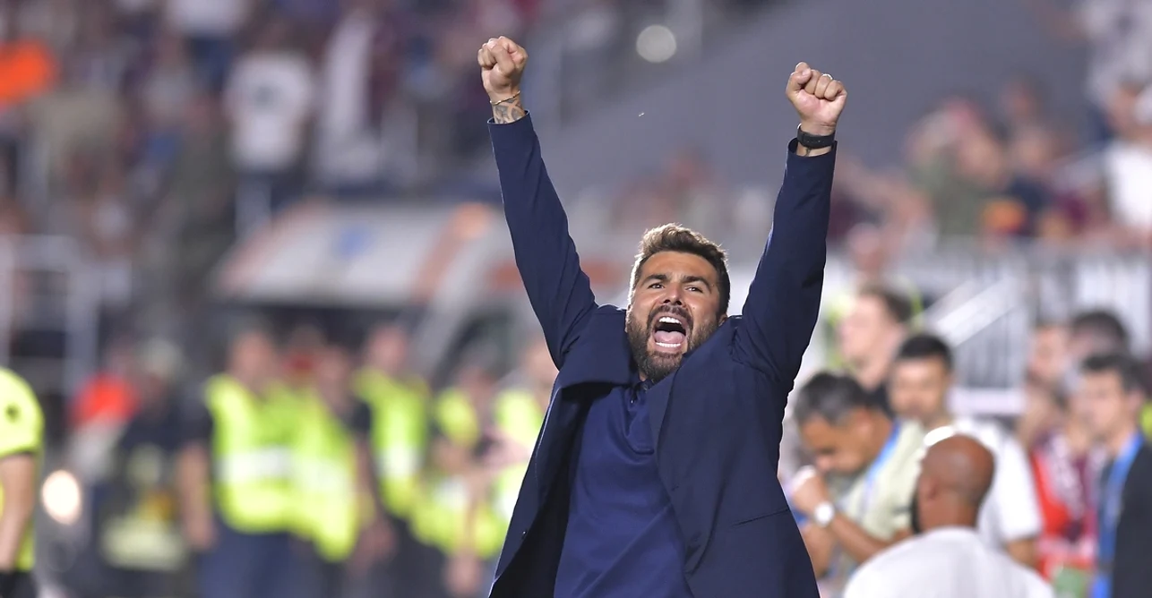 Adrian Mutu a trăit momente frumoase pe banca Rapidului. Foto Sportpictures 