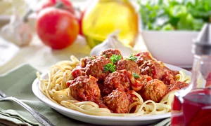 spaghete cu chifteluţe jpeg