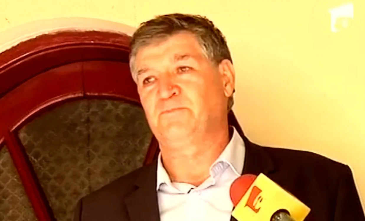 Nicu Roman crede că disponibilizarea fiului său l-a făcut să ia decizia sinuciderii