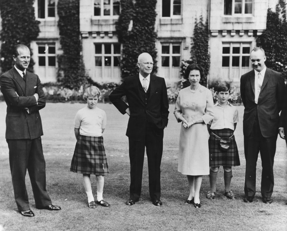 Regina Elisabeta cu președintele american Dwight Eisenhower