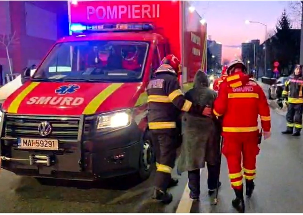 Explozie într-un bloc din Alba Iulia FOTO: ISU