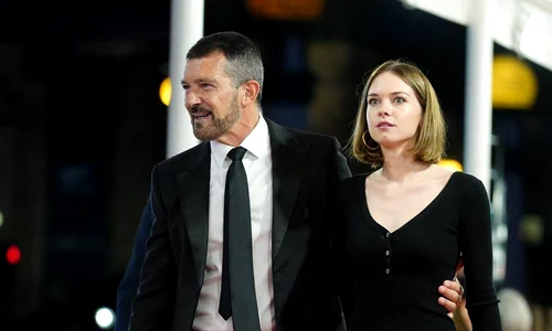 1 antonio si stella banderas4 jpg jpeg