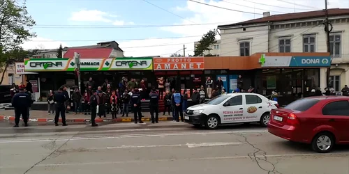 5cb9d289445219c57eb8eeb2 jpg