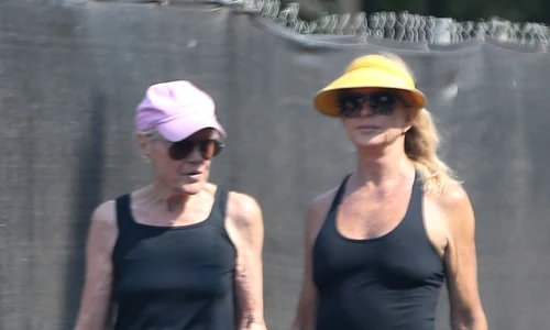 *EXCLUSIVE* Goldie Hawn kisses a friend goodbye after a morning walk together jpeg