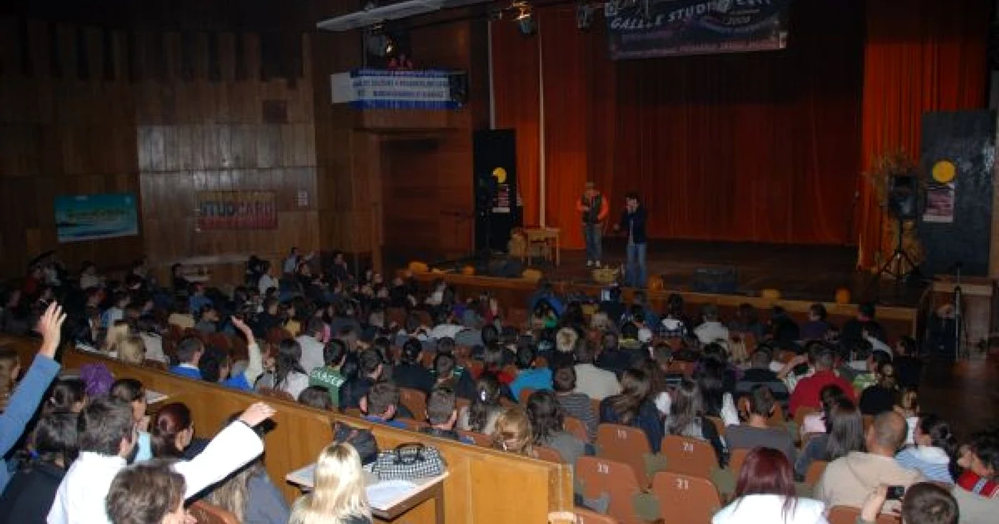 Galele Studenţeşti sunt găzduite de Casa de Cultură