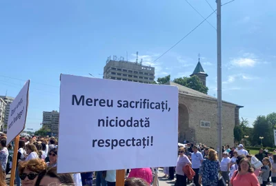 Protest profesori Iasi jpg