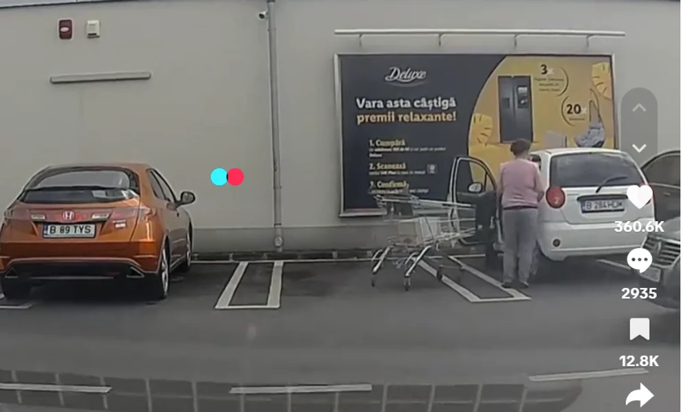 Ce a pățit o femeie care a lăsat căruțul de cumpărături în parcarea unui supermarket din Capitală. „Hai să ne civilizăm puțin!”