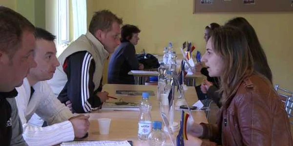 Liceenii vor face practică la firme specializate 