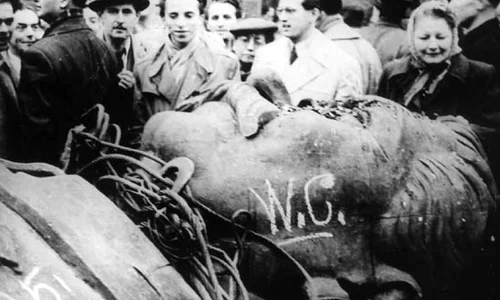 A început Revoluţia anticomunistă din Ungaria  jpeg