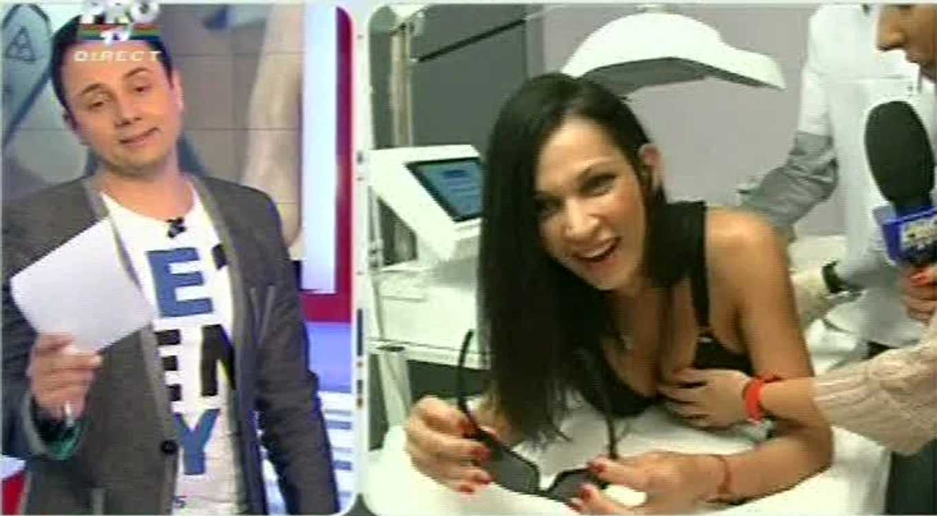 Nicoleta Luciu, pipăită pe sâni de o reporteriţă (Foto: captură video Pro TV)