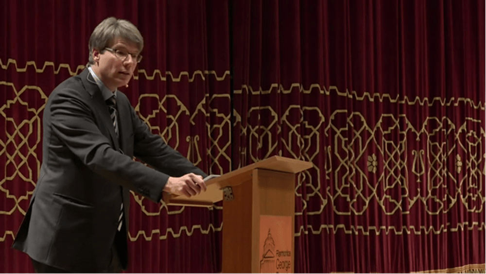 Oliver Schmitt, Pristanda și delațiunea vieneză