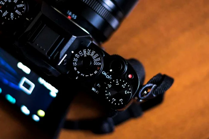produs fujifilm xt1 foto razvan baltaretu/adevarul