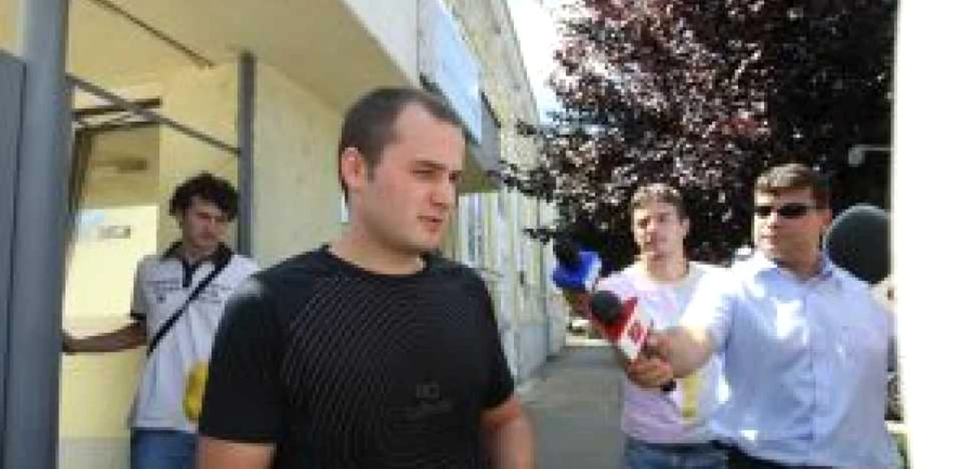 Timişoara: Şmecherul cu pistol în trafic, blamat de Clubul Român de Autoapărare