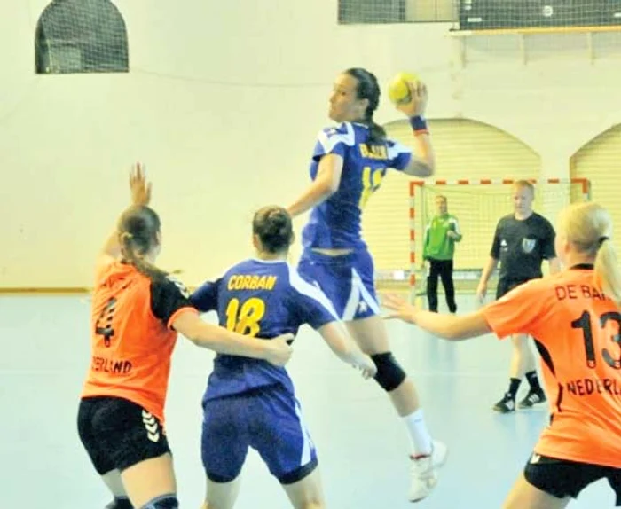 Liderul echipei este Bianca Bazaliu