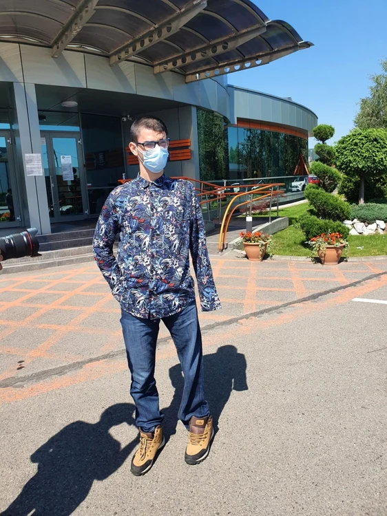 Valentin are cea mai perfomantă mână bionică FOTO Asociaţia Catharsis