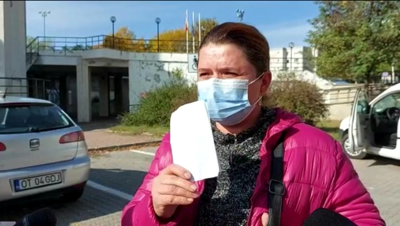 Tudorița Măceșanu foarte dezamăgită din sala de judecată